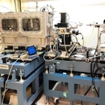 スプリング８で「はやぶさ２」の砂の分析に使う予定という装置（土山さん提供）