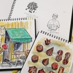 木野内美里さんが訪れた世界各地で、チョコレートやショップ、職人などを描いたスケッチブック＝神戸市中央区浪花町（撮影・辰巳直之）