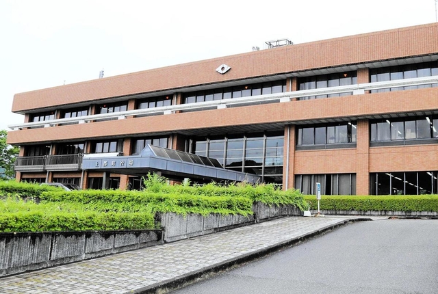 上郡町役場＝兵庫県上郡町大持