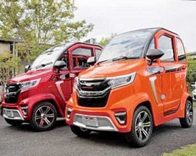 実験で貸し出しに使われる超小型ＥＶ（近畿経済産業局提供）