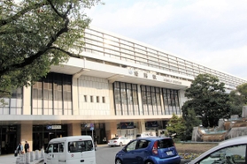 ＪＲ姫路駅＝姫路市駅前町