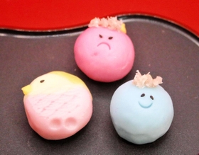 妖怪「アマビエ」や鬼をイメージした生菓子