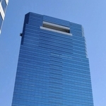 兵庫労働局が入るビル＝神戸市中央区東川崎町１