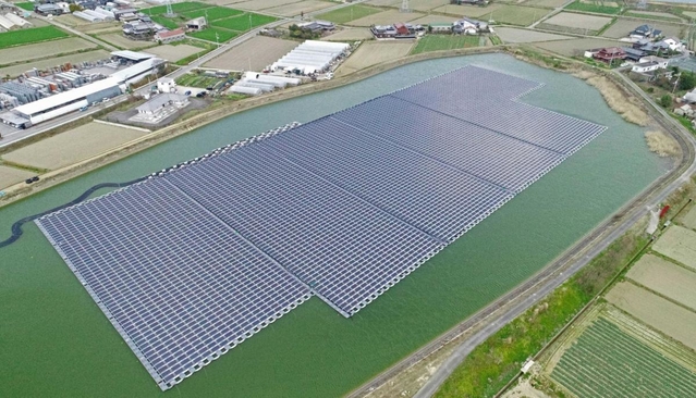 自社工場に電力を供給している「西池太陽光発電所」＝兵庫県稲美町印南（二川工業製作所提供）