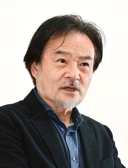 黒沢清監督＝２０２０年１０月１８日、神戸市中央区御幸通８