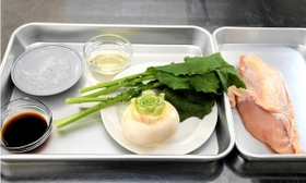 【コレステロールの吸収抑制】カブは食物繊維を多く含み、コレステロールの吸収を抑え、排出につなげる。大根で代用可。