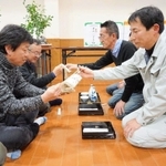 福崎町鍛冶屋地区に伝わる行事「かくしほちょじ」の様子＝２０１９年１月、福崎町八千種（福崎町教委提供）