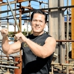 東播磨高校の野球部時代を振り返り、甲子園初出場の後輩たちにエールを送る山田勝己さん＝兵庫県播磨町（撮影・笠原次郎）