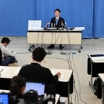 ７月１日告示の兵庫県知事選に立候補表明する前大阪府財政課長の斎藤元彦氏＝３１日午後、神戸市中央区下山手通５、兵庫県庁（撮影・中西幸大）