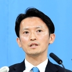 ７月１日告示の兵庫県知事選に立候補表明する前大阪府財政課長の斎藤元彦氏＝３１日午後、神戸市中央区下山手通５、兵庫県庁（撮影・中西幸大）