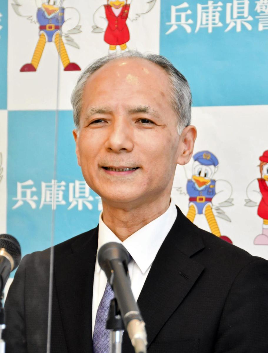 神戸新聞next 総合 兵庫県警本部長が着任会見 暴力団と特殊詐欺対策に意欲