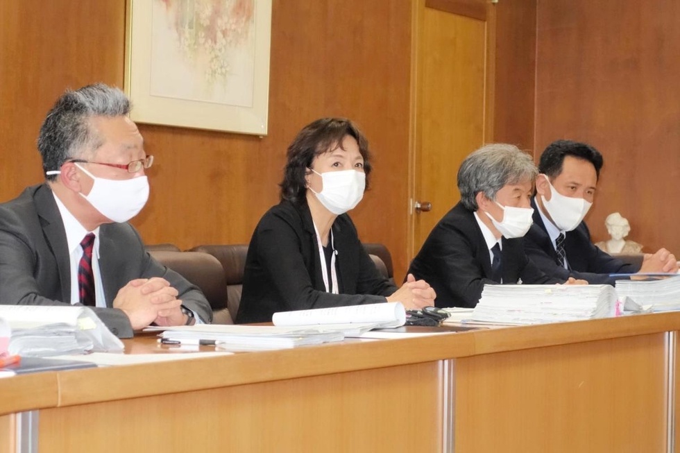 神戸新聞next 総合 顧問から強圧的な指導受けた女子生徒 校舎から飛び降り 教育長 現場の教師ら 人ごと