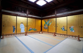 曼荼羅を構成する客殿の襖絵（再製画、ＪＲ西日本提供）