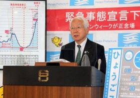 兵庫県知事選について自民党県連の対応を批判する井戸敏三知事＝２６日午後、県庁