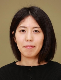 里見香奈女流王位