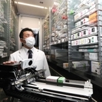 「薬剤師を単純作業から解放したい」と話す渡部正之さん＝大阪市北区梅田１、ヒルトンプラザイースト（撮影・長嶺麻子）