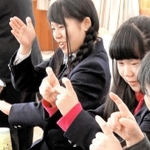 「きこえなかったあの日」の一場面（（Ｃ）２０２１　Ｓｔｕｄｉｏ　ＡＹＡ）