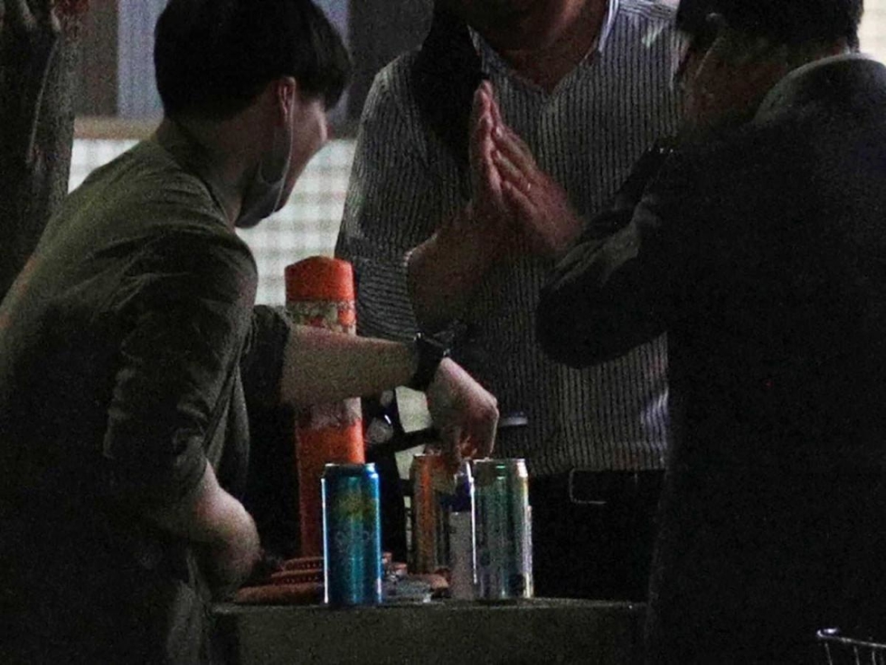 神戸新聞next 総合 神戸に 行きつけ の路上飲みスポット出現 ささやかな楽しみ奪わないで