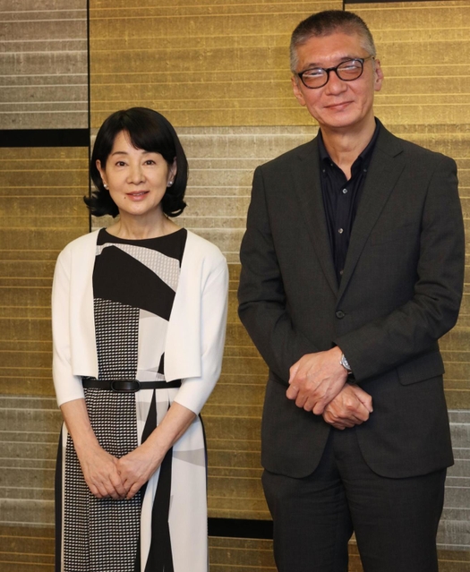 「咲和子がなかなか抜けないので次作はまだ考えられない」という吉永小百合（左）。成島監督はコロナ禍で芸術を取り巻く厳しい状況に触れ「早く安心して映画を楽しめる環境が戻るといいですね」＝大阪市内（撮影・三津山朋彦）