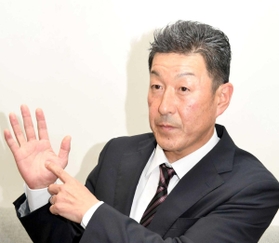 警察庁の広域技能指導官に指定された兵庫県警の中島修作主幹＝兵庫県警本部