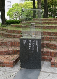 「１・１７希望の灯り」＝神戸市中央区加納町６、東遊園地