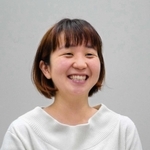 「観客も、この長屋に住んでいるように感じてもらえたら」と話す前田実香さん＝神戸市中央区、神戸新聞社