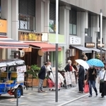 本格的に営業を始めたＥＫＩＺＯ神戸三宮の飲食店＝１２日午後、神戸市中央区加納町４（撮影・吉田敦史）