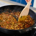 【香辛料で魚の臭み消し】カレーやニンニク、香辛料を使うことで、サバなど魚の臭みを感じなくなる。