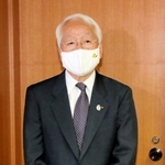 大阪、京都府の両知事との会議後、取材に応じる井戸敏三知事＝２６日午前、兵庫県庁（撮影・大島光貴）