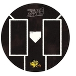 バッターボックスを描いたタオル（サンテレビ提供）