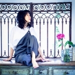 平松愛理さん「ＢＬＵＥ　ＭＯＯＮ」（提供写真）