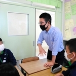 「じゃあ、こんな考え方はどうだろう」。生徒の思考の幅を広げる＝伊丹市南野北２、笹原中学校