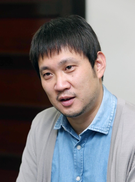 ベルリン受賞後、神戸を訪れ喜びを語った濱口竜介監督