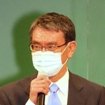 ワクチン接種の現状や見通しを語る河野太郎行政改革担当相＝６日午後、姫路市内（撮影・大山伸一郎）