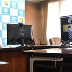 オンラインで開かれた全国知事会の会合で発言する井戸敏三兵庫県知事＝11日午前、県庁