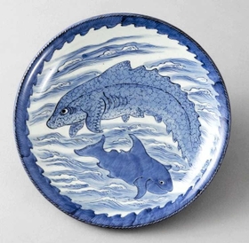 古美術品の大皿です蔵の掃除をしていてでてきましたので飾ってみました 01759.jpg