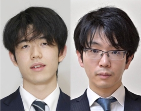 藤井聡太王位（左）と挑戦者の豊島将之竜王