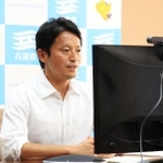 全国知事会にオンラインで初参加し、新型コロナ対策について発言する斎藤元彦知事＝１日午後、神戸市中央区中山手通５（撮影・吉田敦史）