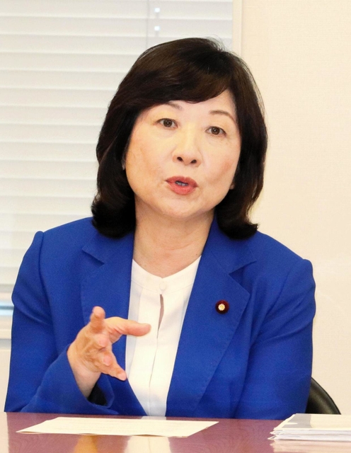 防災や地方創生の考えを語った自民党の野田聖子幹事長代行＝衆院第１議員会館