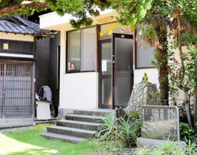 集落内にある「ぬしま保育園」。９月末で閉園する＝南あわじ市沼島