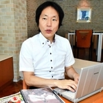 ヨルダンで子どもの心のケアを担う田中英三郎さん＝神戸市中央区