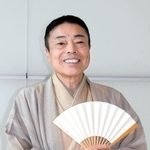 「今後は芝居が出てくる落語にも挑戦したい」と語る桂塩鯛＝大阪市北区