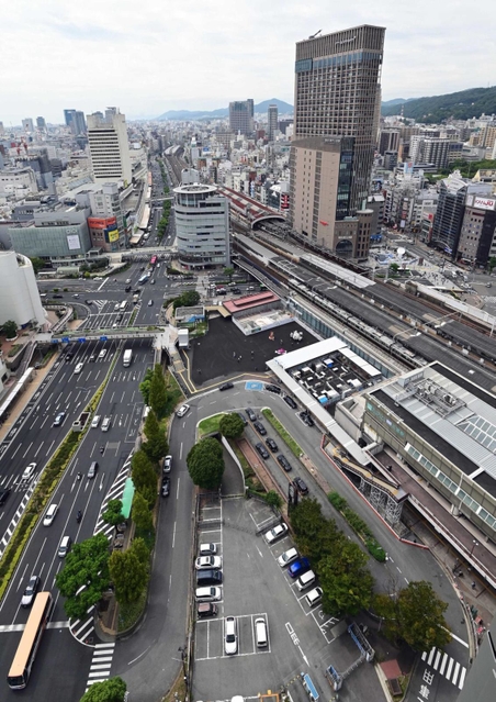 魅力ある街を目指して、再整備が進む都心・三宮＝９月、神戸市中央区