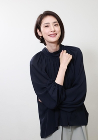 コメディー作品「老後の資金がありません！」で熱演した天海祐希＝大阪市北区