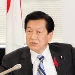 就任会見で意欲を語る山口壮環境相＝東京都千代田区