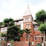 人通りがまばらな神戸・北野の異人館街＝神戸市中央区北野町３