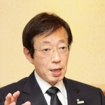 ３期目の抱負や政策を語る久元喜造神戸市長＝神戸市役所