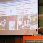 登壇した斎藤元彦知事＝東京都港区（撮影・今福寛子）