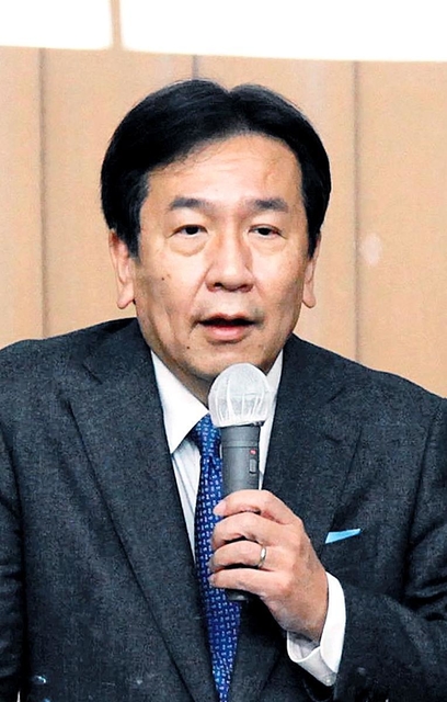 講演する立憲民主党の枝野幸男前代表＝１１日午後、神戸市中央区下山手通４