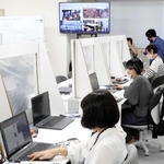 新型コロナウイルス禍で人気を集めるウェブ系の職業訓練＝神戸市中央区京町